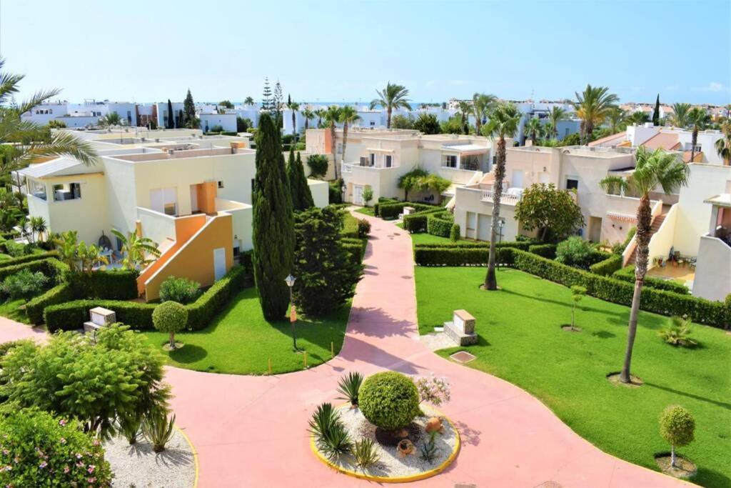 Bahia De Vera - Apartamento Naturista Con 3 Piscinas Junto A Playa Playas de Vera Exterior foto